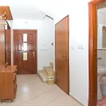 Holiday home Holiday Home Magnolia Tar-Vabriga